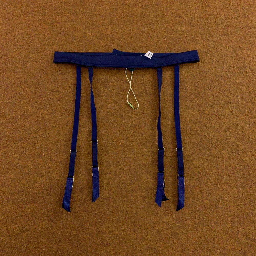 Syrn Womens XXS/XS Navy Blue Heart Hardware Adjustable Garter Belt New